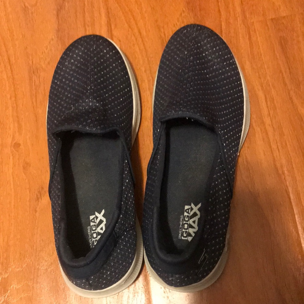 Sketchers yoga max